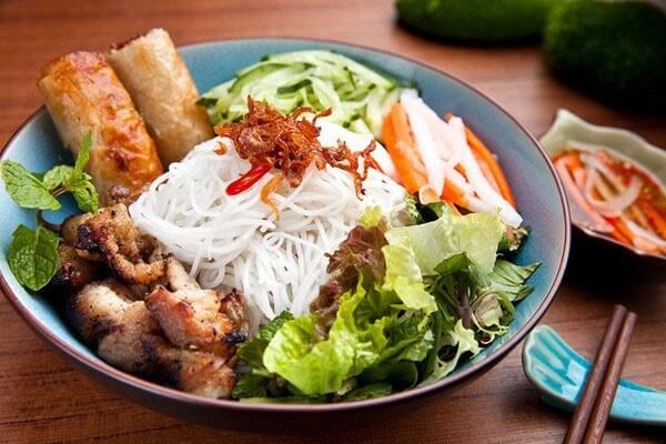 bún thịt nướng